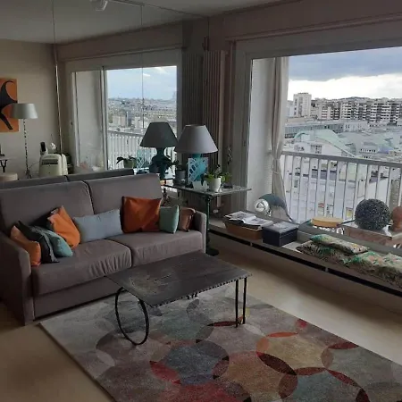 דירה Paris Apartment : Eiffel View From All Roomsbalcony, Air Con